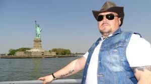 Вернулся из США.